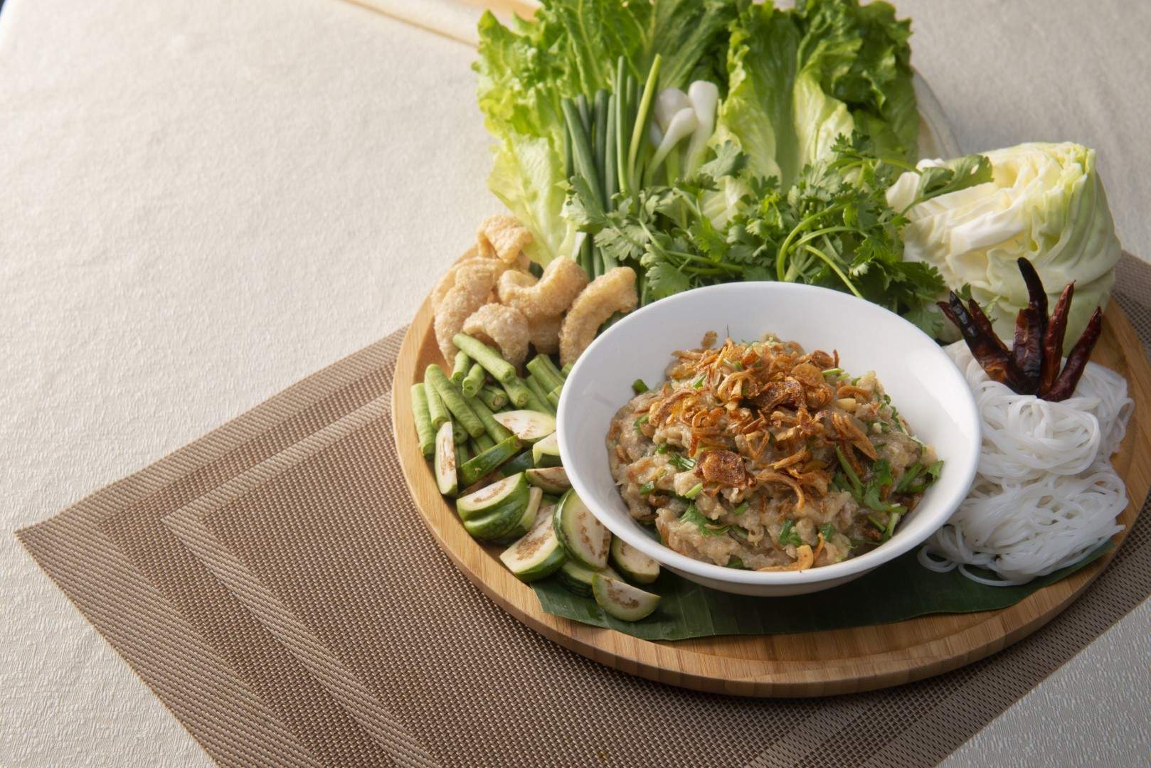Luang Prabang vegetable wrap