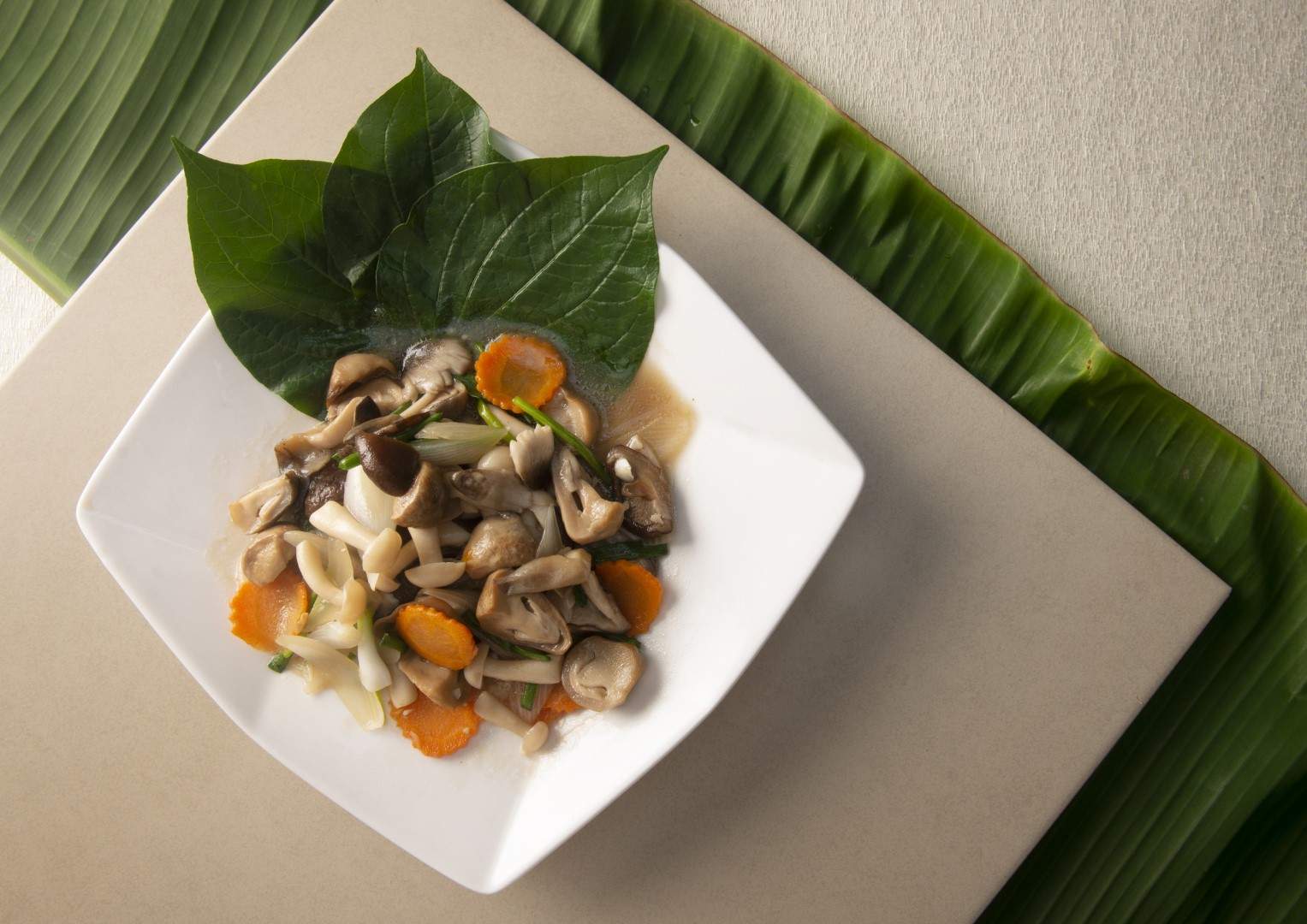 Stir-fried mixed mushrooms